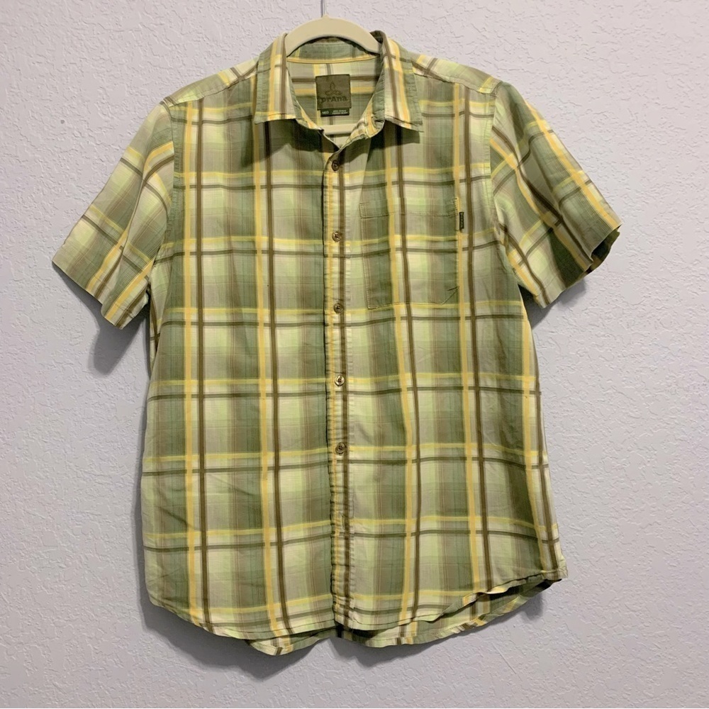 Prana Men’s Breathe Plaid Button Up Short Sleeve Shirt